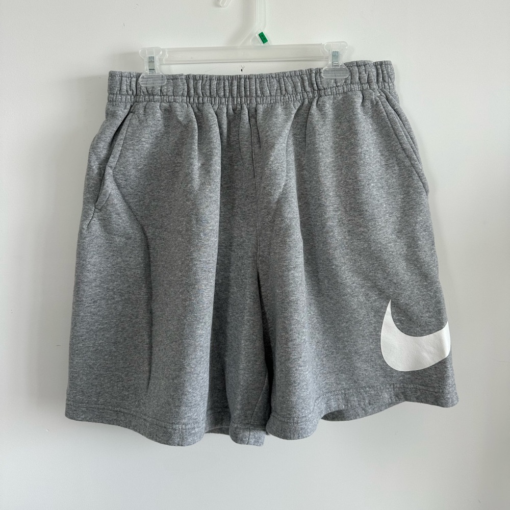 Nike short
